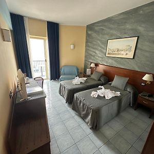 Large King Room
